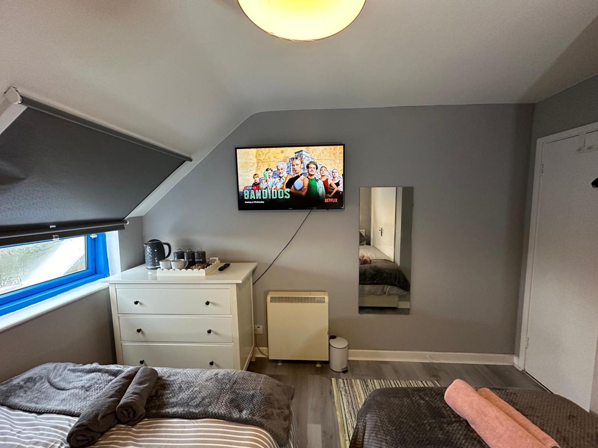 Wembley Serviced Apartment, 20Mins From Central Londra Esterno foto